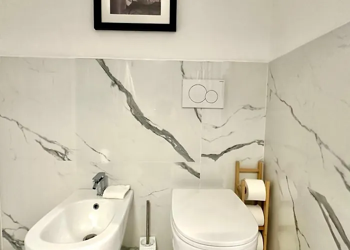 Lb - Luna Luxury アパート ベルガモ